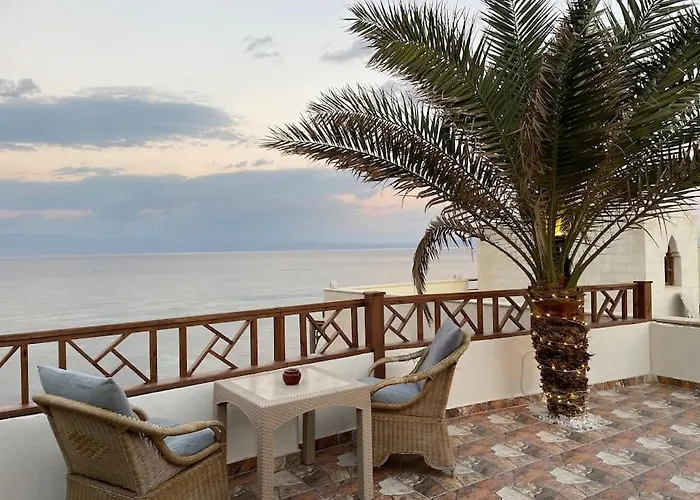 Front With Huge Roof Terrace Dahab