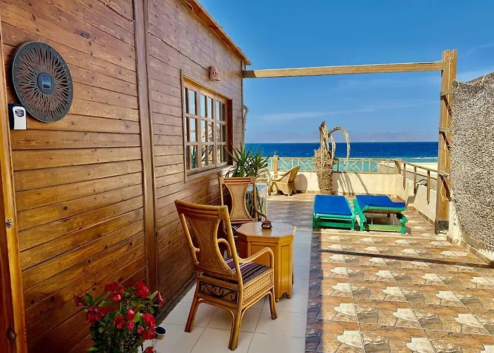 Apartman Front With Huge Roof Terrace *