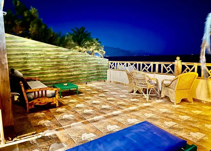 Front With Huge Roof Terrace