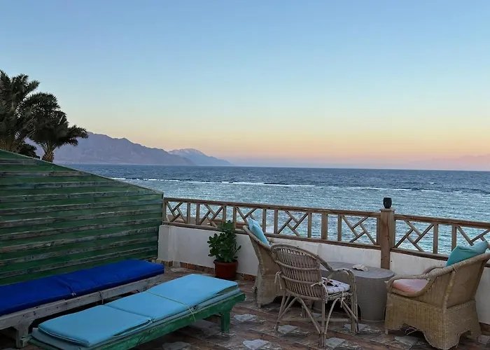 Apartman Front With Huge Roof Terrace *