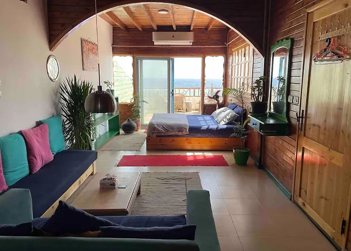 Front With Huge Roof Terrace Dahab