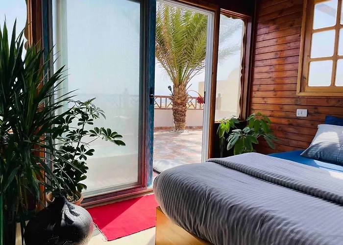 Front With Huge Roof Terrace Apartman Dahab